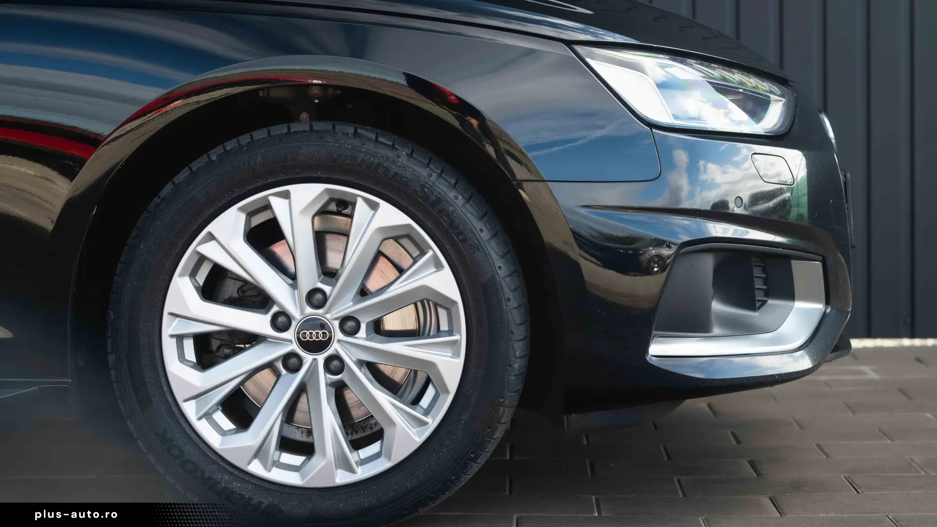 AUDI A4 2023 — imagine 17