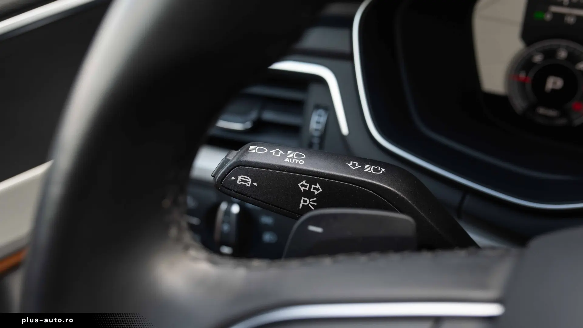 AUDI A4 2023 — imagine 24