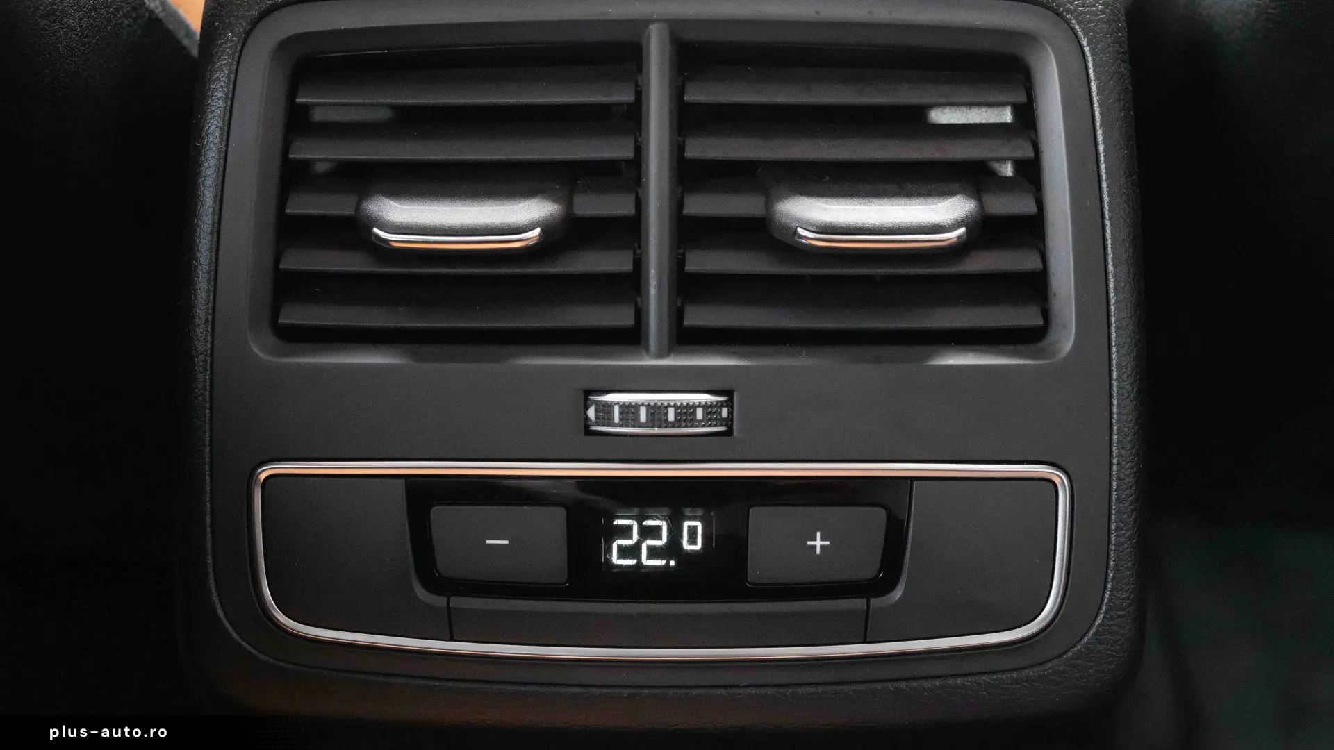 AUDI A4 2023 — imagine 33