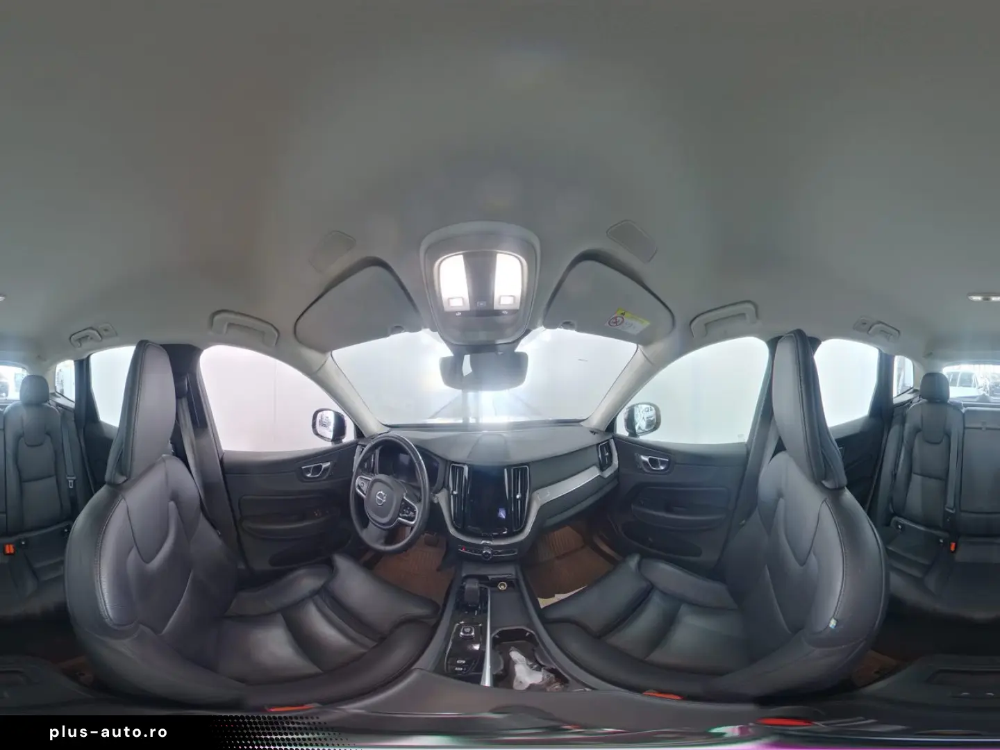 VOLVO XC60 2023 — imagine 12