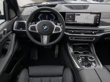 BMW X5 xDrive40d M package H&K AHK