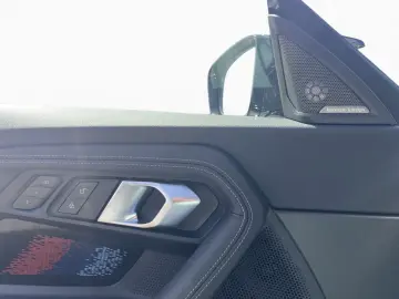 BMW M2 shell  M-Drivers  carbon roof  carbon int  H K