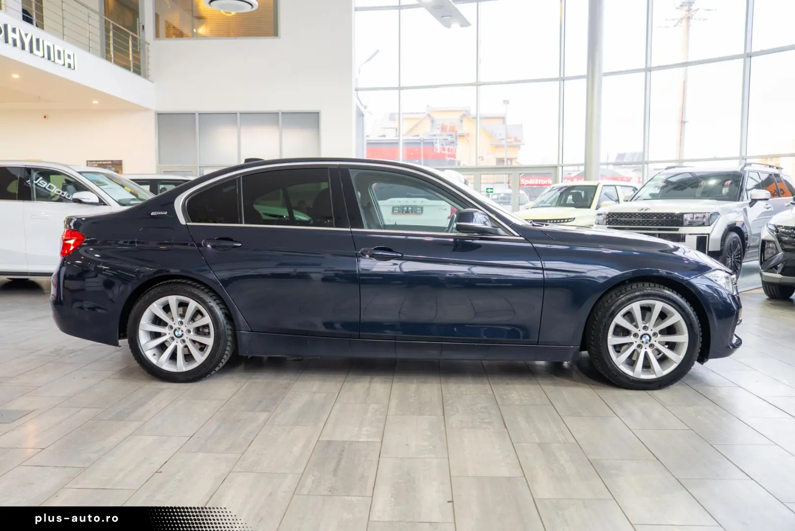 BMW 3 Series 2016 — imagine 5