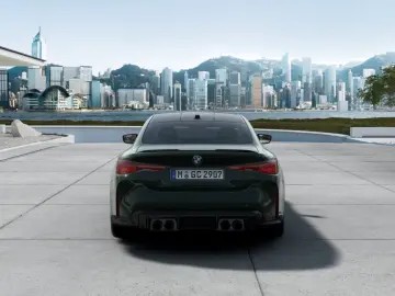 BMW M4 Comp 360  H K  special paint