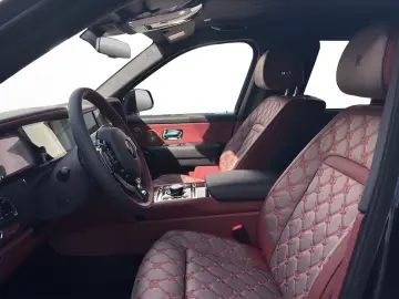 Rolls Royce Cullinan Black Badge - LIVRARE RAPIDA