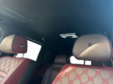 Rolls Royce Cullinan Black Badge - LIVRARE RAPIDA