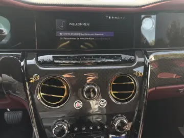 Rolls Royce Cullinan Black Badge - LIVRARE RAPIDA