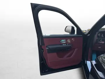 Rolls Royce Cullinan Black Badge - LIVRARE RAPIDA