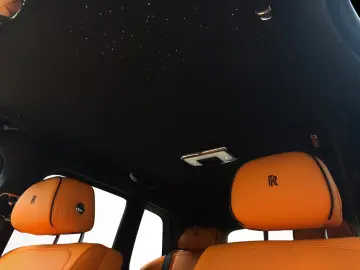 Rolls-Royce Cullinan - LIVRARE RAPIDA