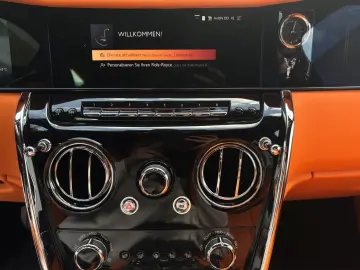 Rolls-Royce Cullinan - LIVRARE RAPIDA
