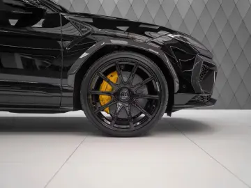 Lamborghini Urus 4.0 V8 SE 2026 BRABUS CARBON AKRAPOVIC