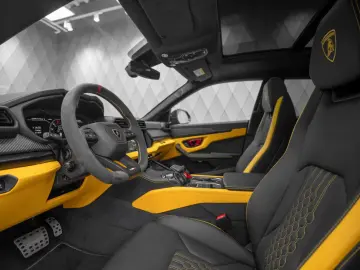 Lamborghini Urus 4.0 V8 SE 2026 BRABUS CARBON AKRAPOVIC