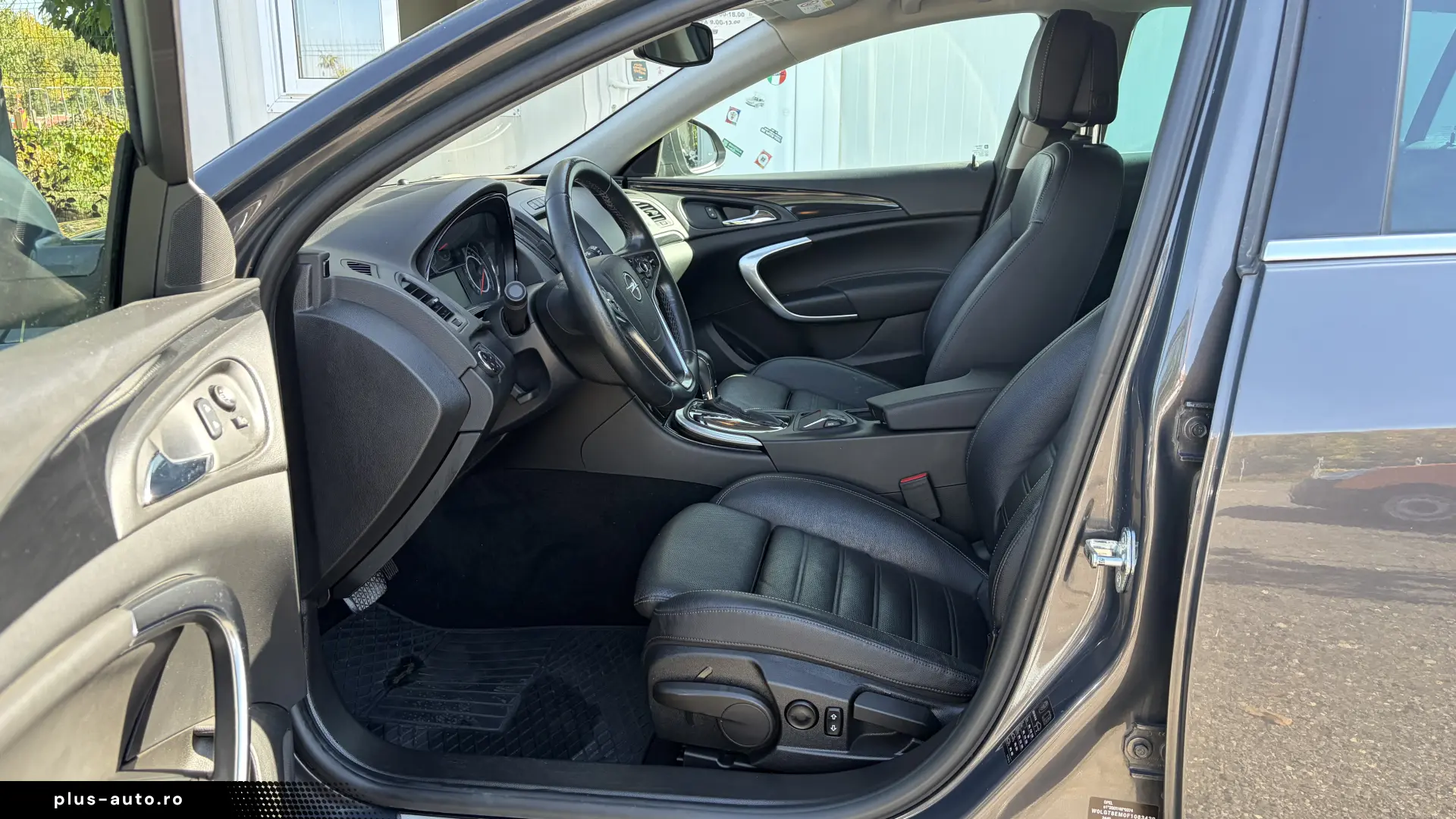 OPEL INSIGNIA