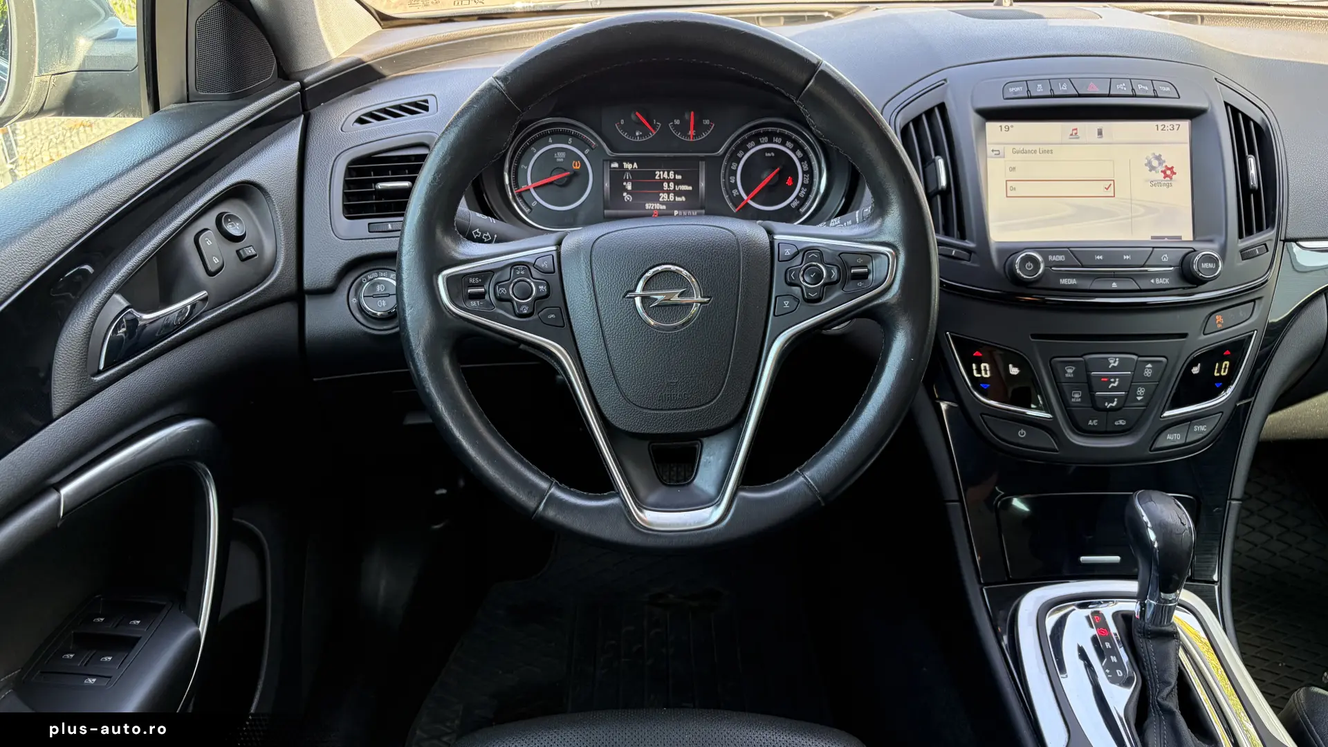 OPEL INSIGNIA