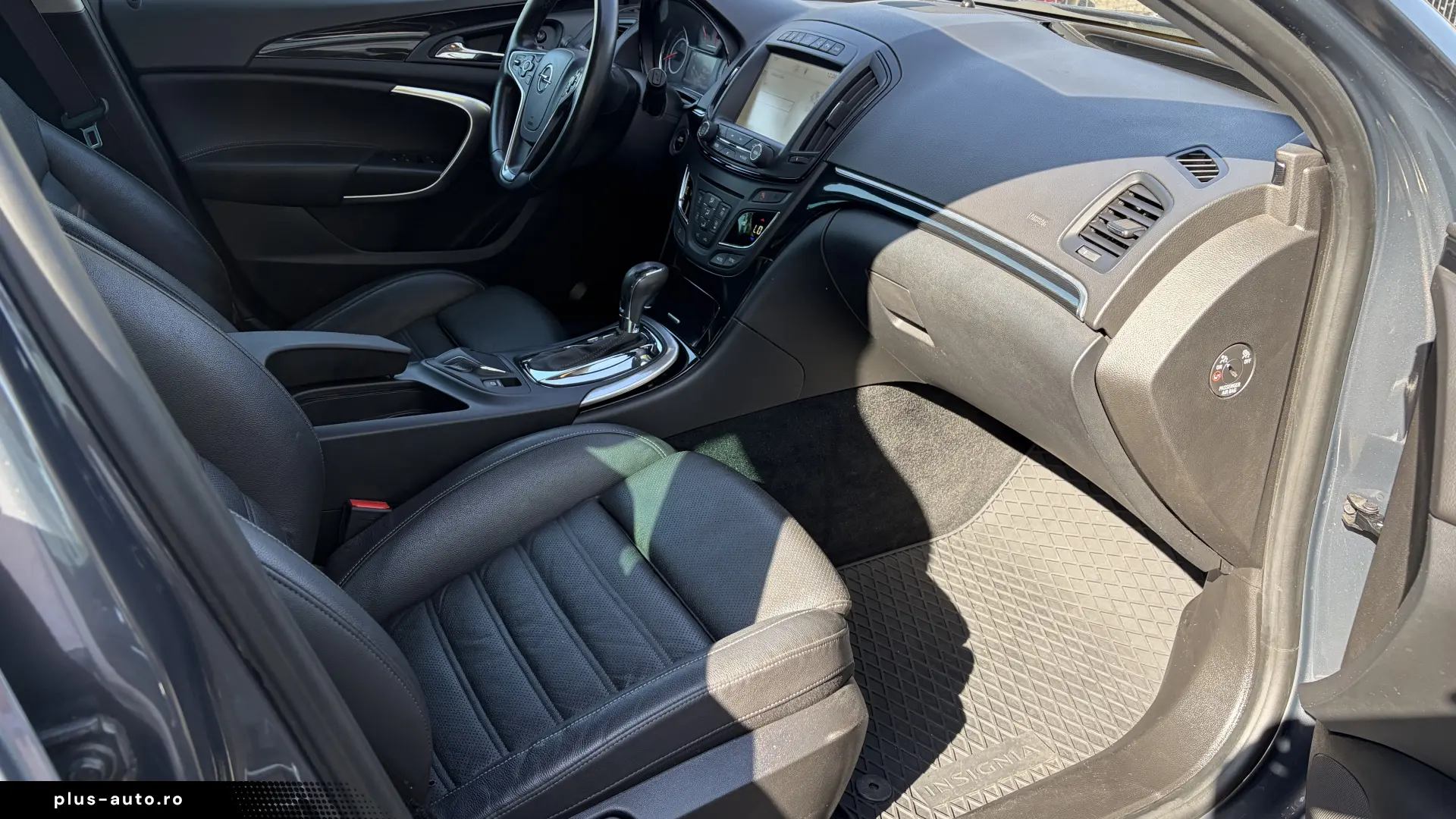 OPEL INSIGNIA
