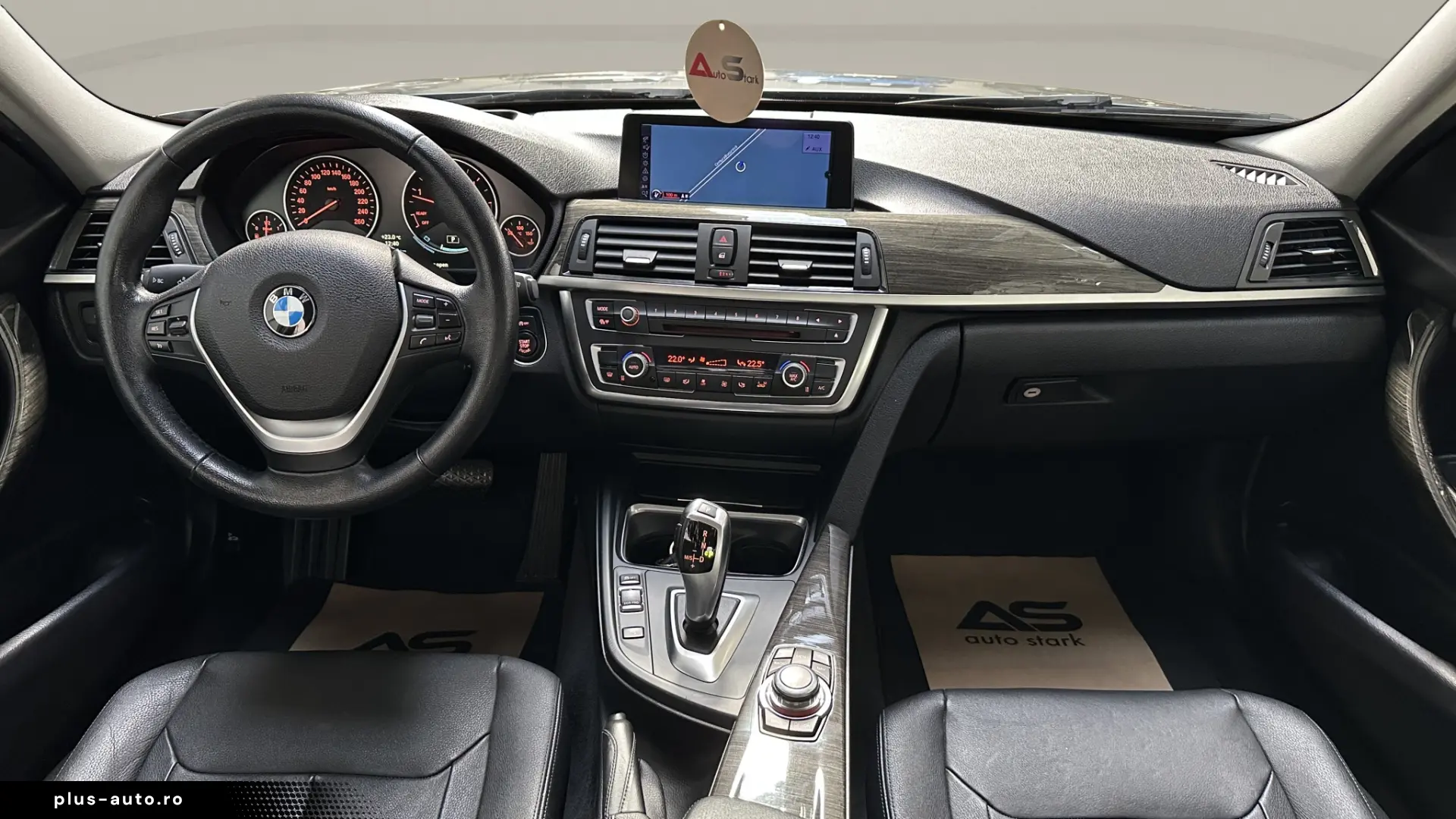 BMW Seria 3 320d Efficient Dynamic Edition Aut. Luxury Line