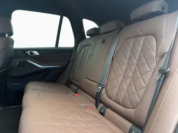 BMW X5 xD 30d M SPORT PRO DAPr KomfSi 360  AHK 22