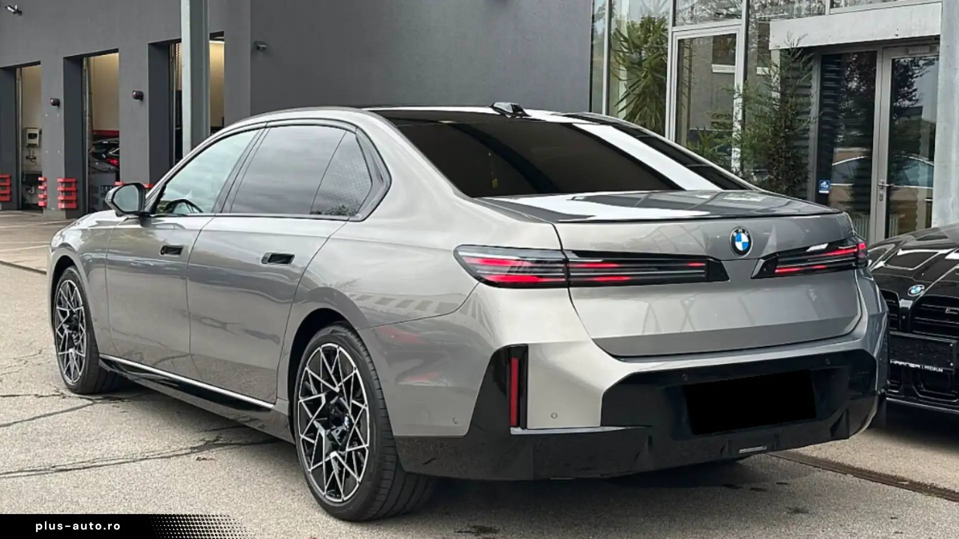 BMW 740 i xDrive Limousine M-Paket PRO