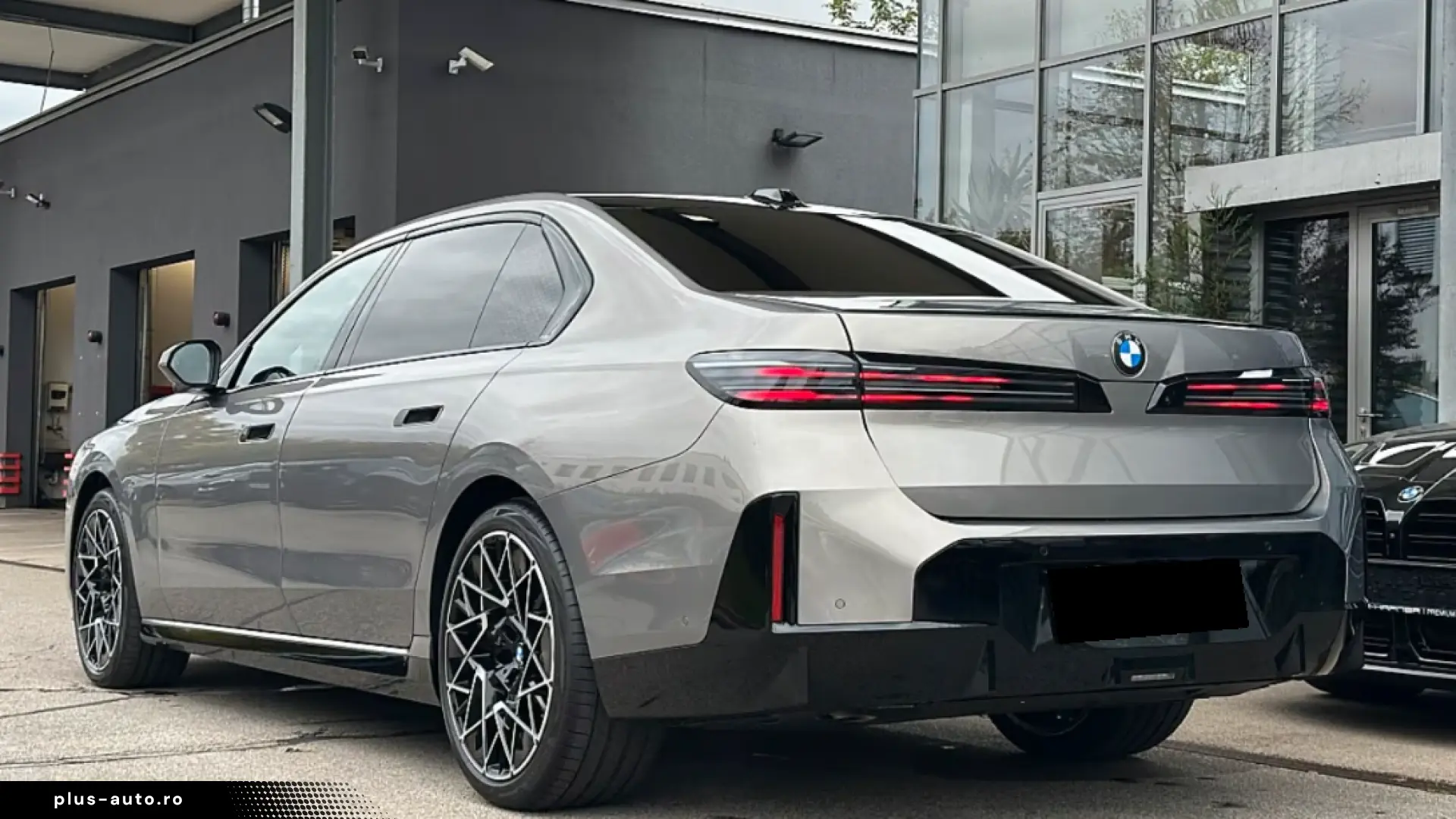 BMW 740 i xDrive Limousine M-Paket PRO