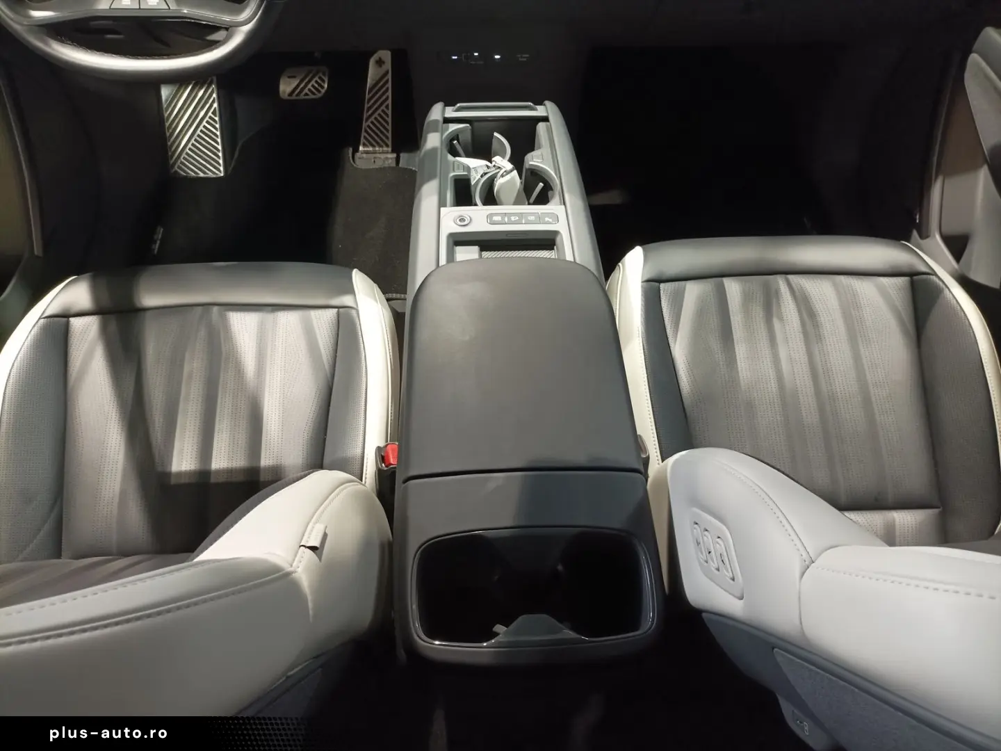 KIA EV9 99 8 kWh GT-line 4WD LED 360  Leder Navi AHK
