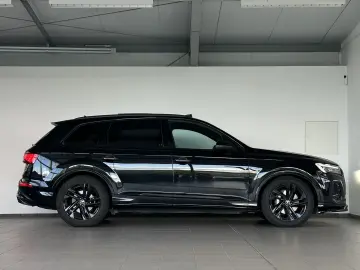 AUDI Q7 50 TDI quattro S Line PANO AHK 360 HUD ACC