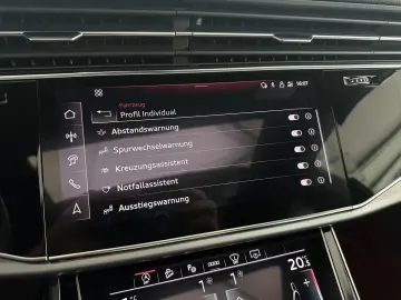 AUDI Q7 50 TDI quattro S Line PANO AHK 360 HUD ACC
