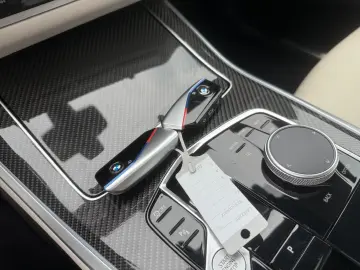 BMW X5 xDrive40d M-Sport HK HUD