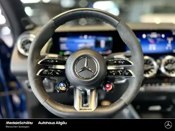 Mercedes-AMG GLB 35 4MATIC 7 LOCURI • DISTRONIC • 360