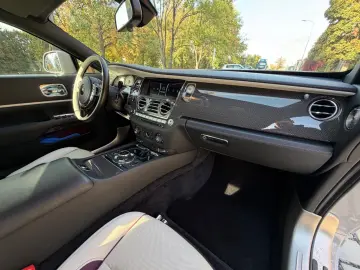 Rolls-Royce Wraith Black Badge   V12 STARLIGHT • NIGHT