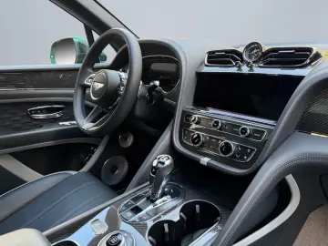 Bentley Bentayga V8 Speed  BLACKLINE • CERAMIC • B&O