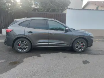 Ford kuga st-line x 2023 awd 2 0 ecoblue