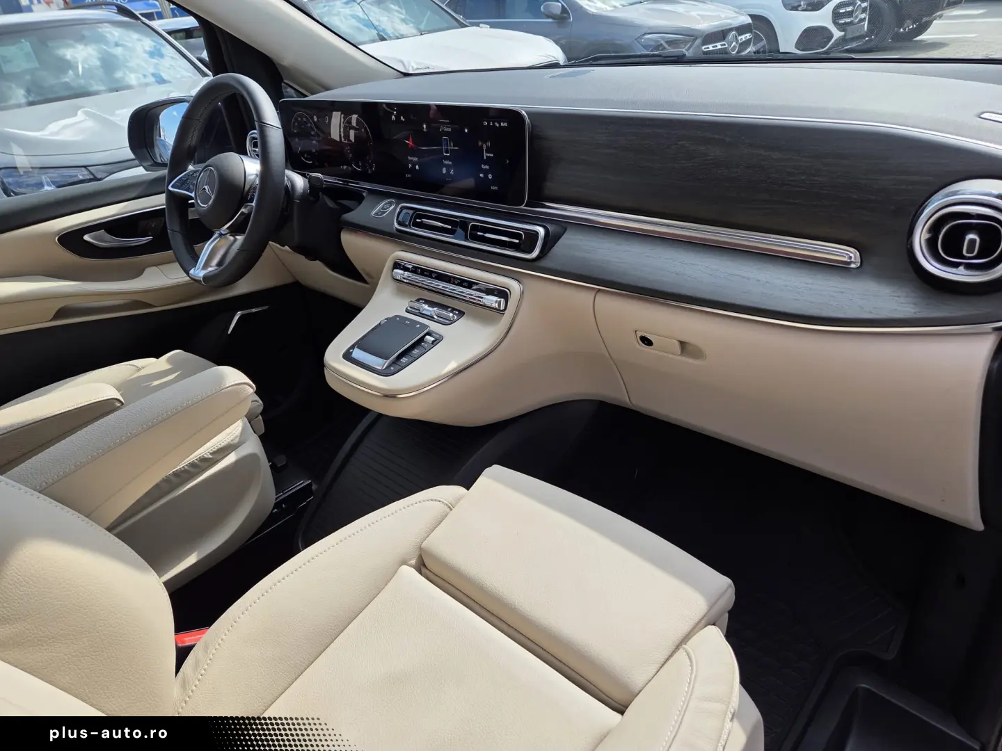 MERCEDES-BENZ V-Class 2025 — imagine 4