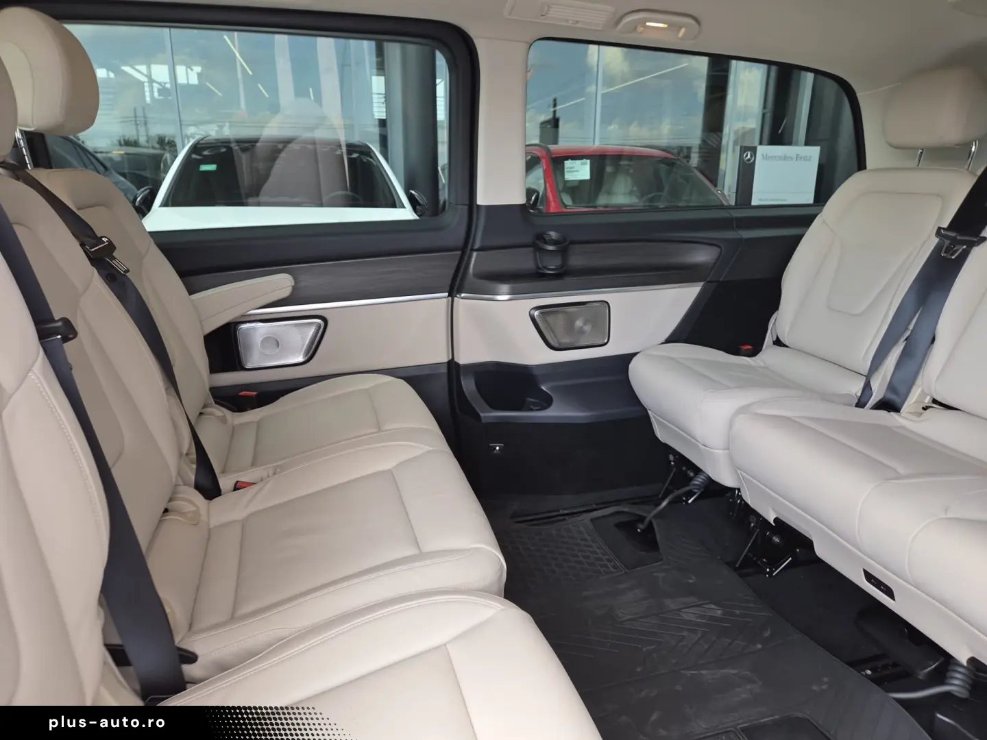 MERCEDES-BENZ V-Class 2025 — imagine 5