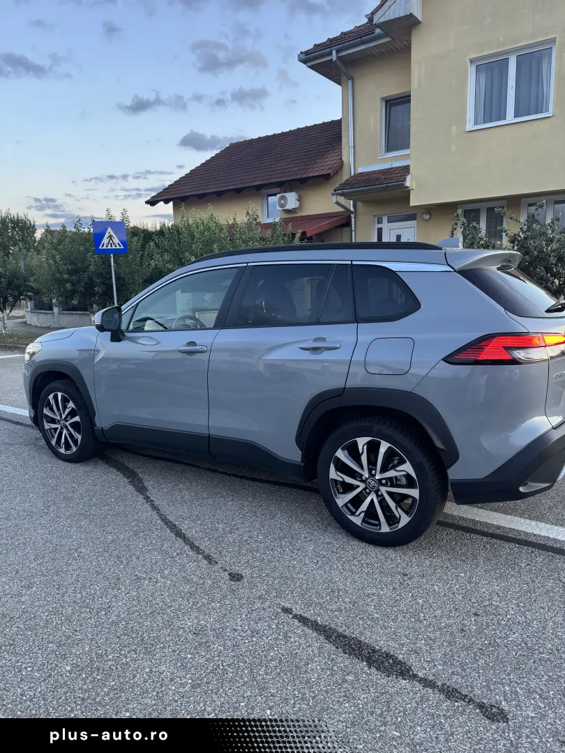 TOYOTA Corolla Cross 2024 — imagine 2