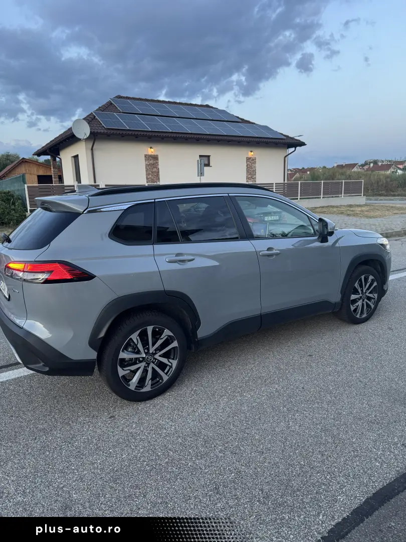 TOYOTA Corolla Cross 2024 — imagine 3