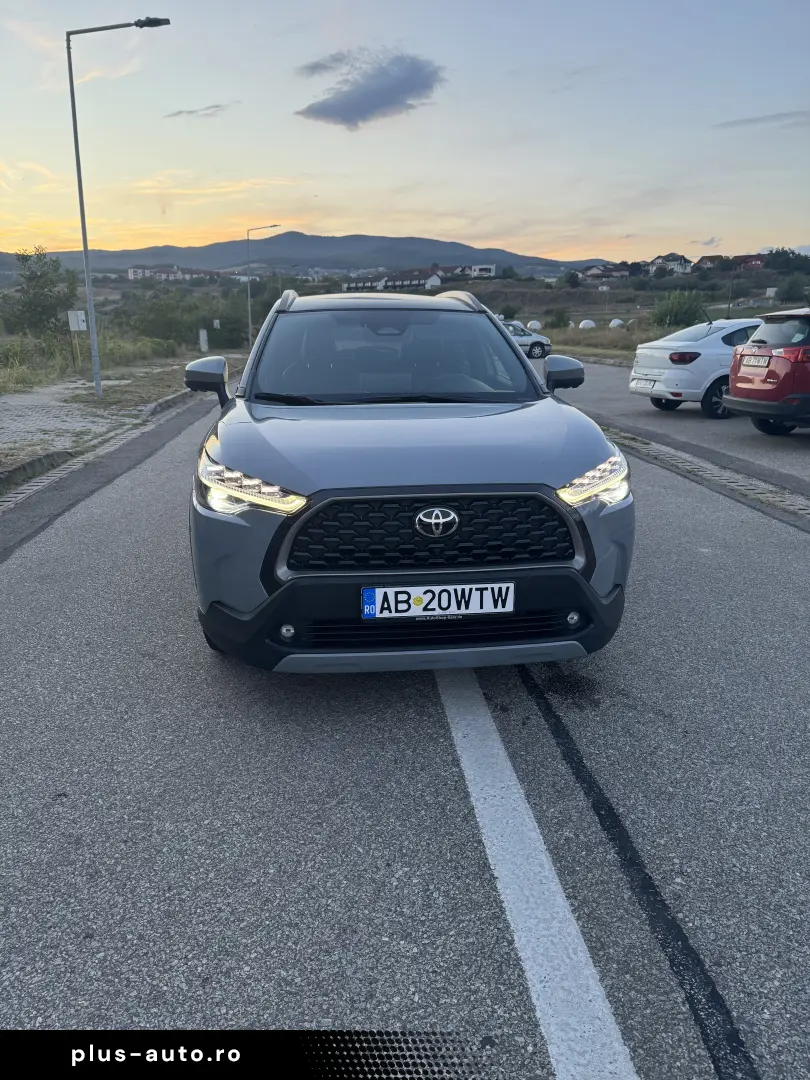 TOYOTA Corolla Cross 2024 — imagine 4