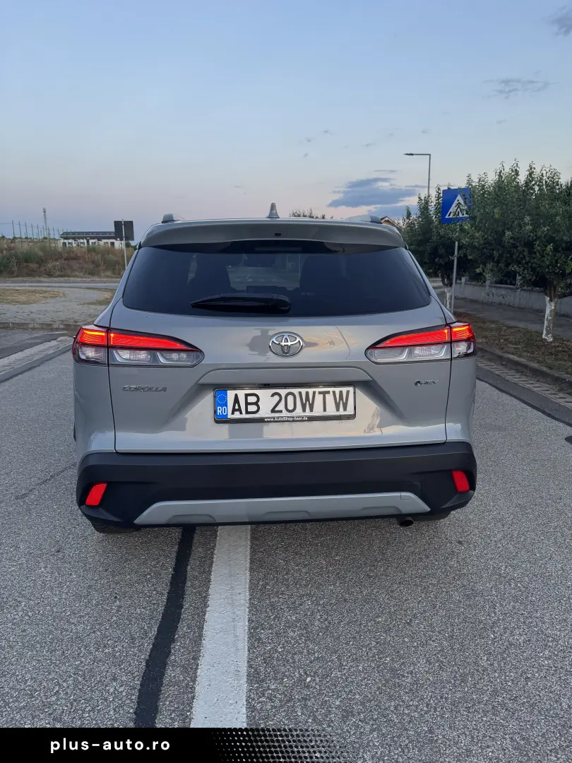 TOYOTA Corolla Cross 2024 — imagine 6