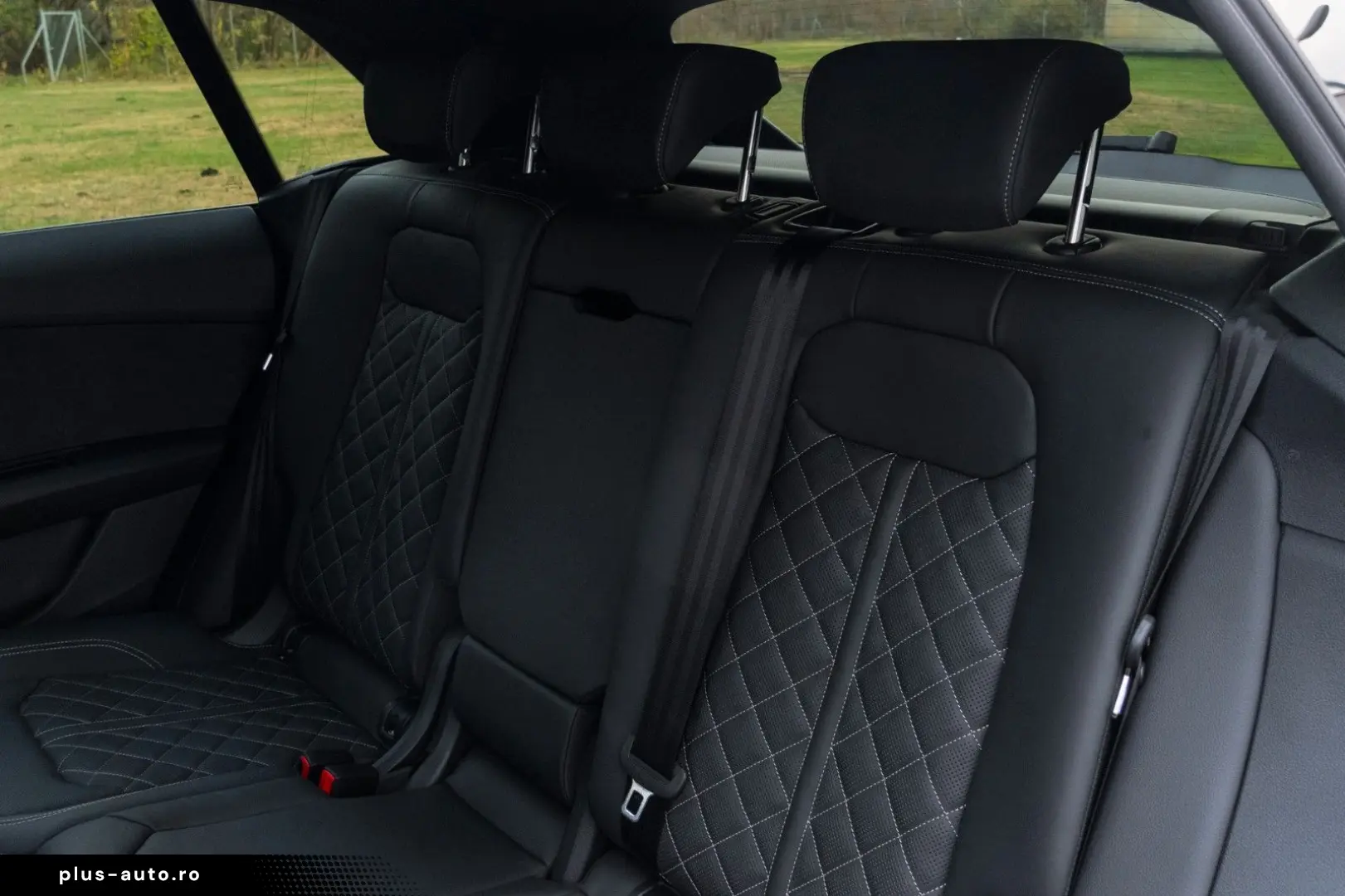 AUDI Q8 2025 — imagine 22