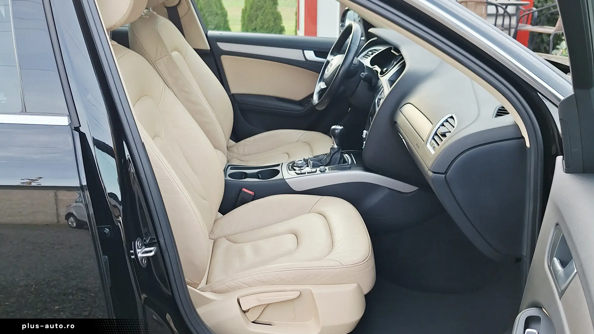 AUDI A4 2014 — imagine 28