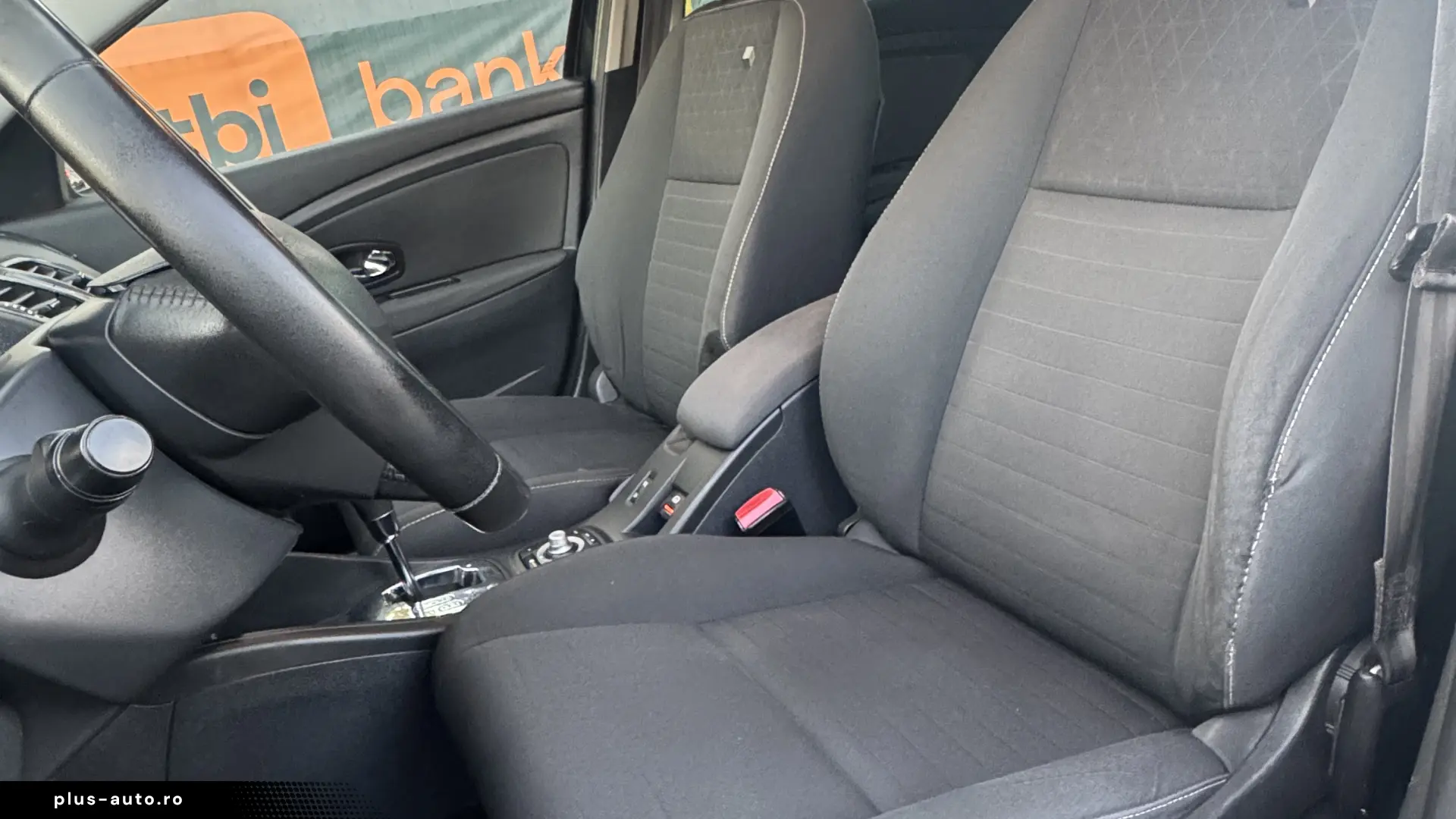 Renault Mégane 1.5 dCi Limited EDC– 110 CP – AUTOMATĂ – 2015