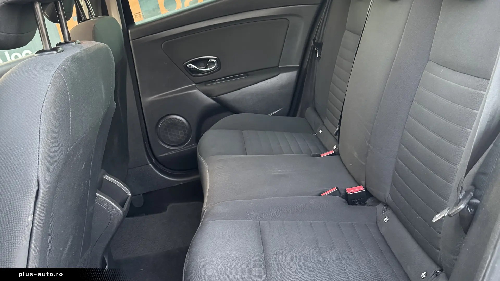 Renault Mégane 1.5 dCi Limited EDC– 110 CP – AUTOMATĂ – 2015