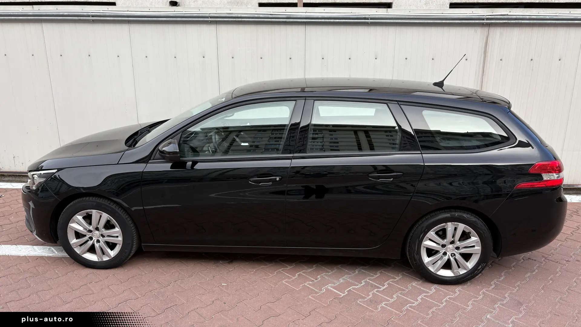 TVA deductibil! 308 SW automat EAT8 131CP – 09 2019 146464km
