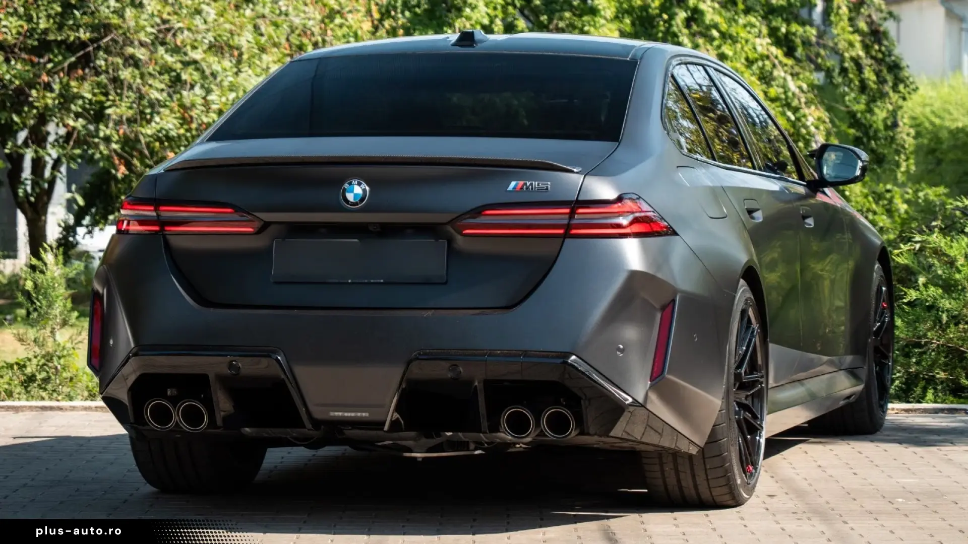 BMW M5 Plug-in Hybrid M xDrive M Steptronic