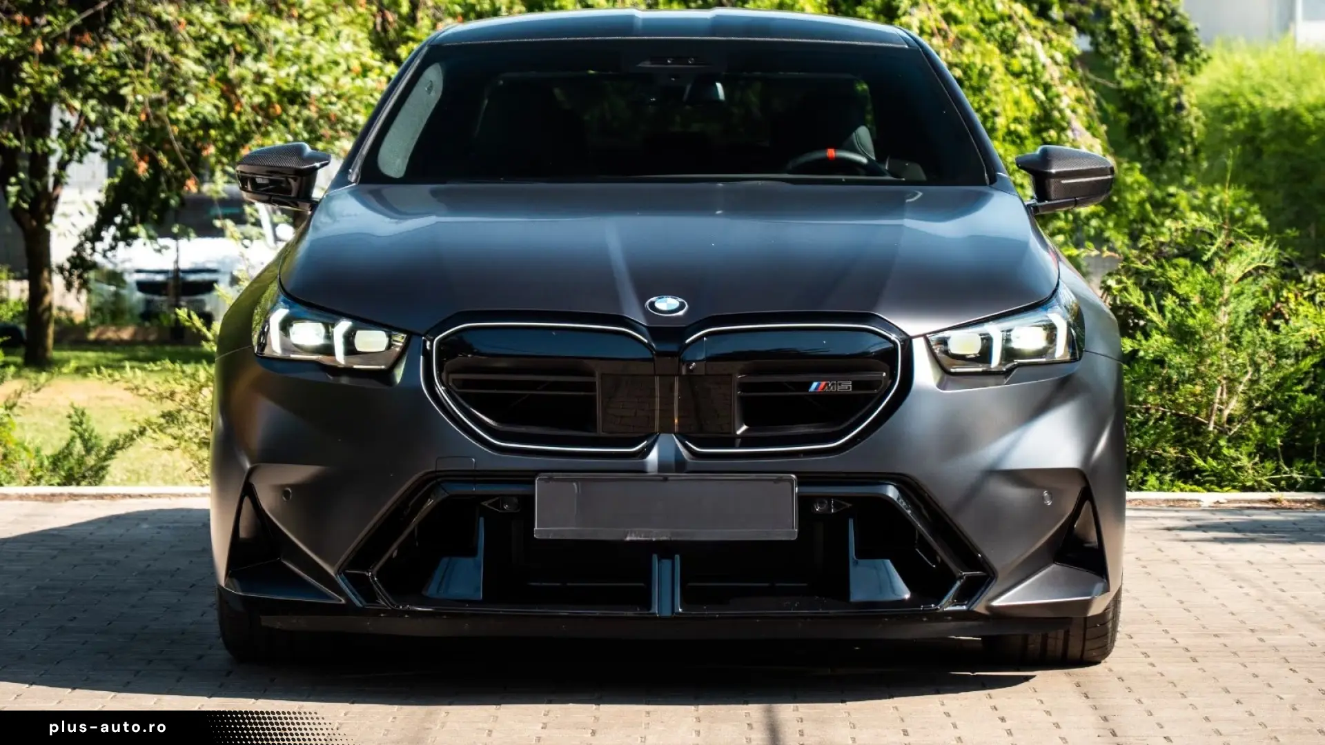 BMW M5 Plug-in Hybrid M xDrive M Steptronic
