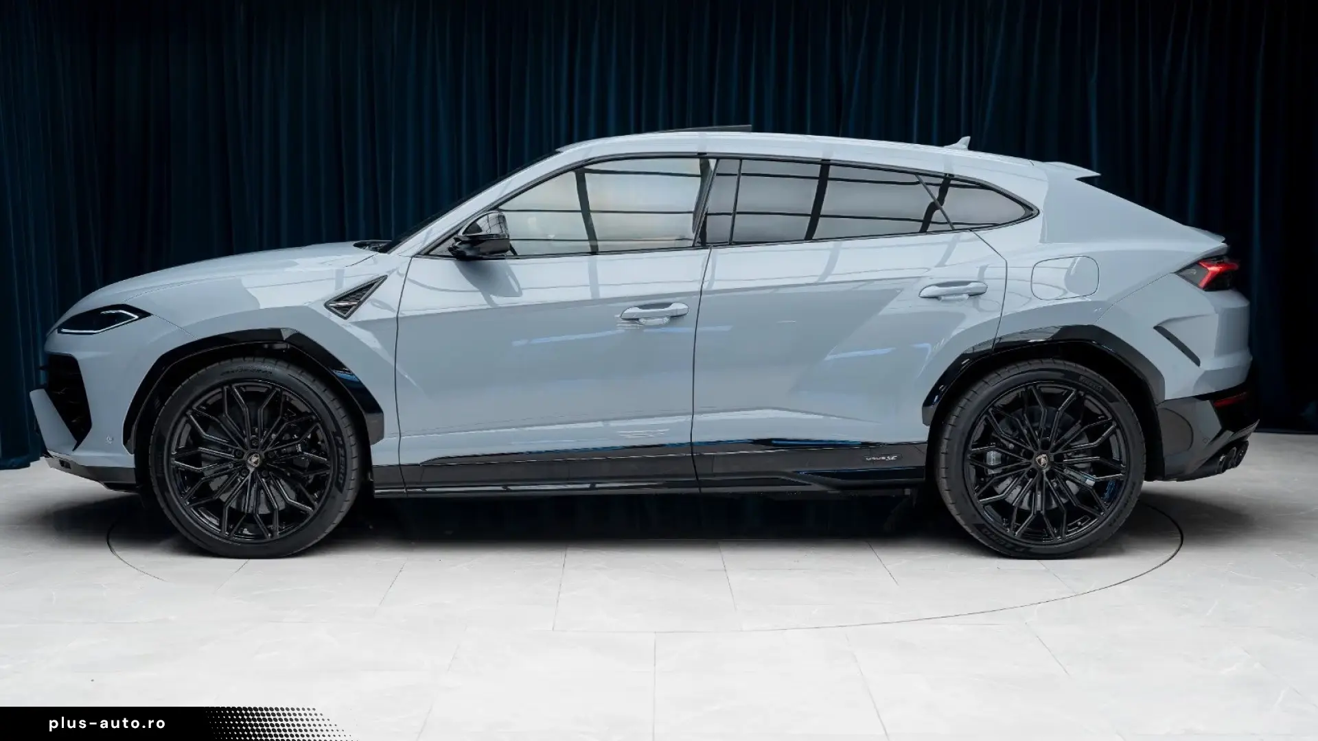 Lamborghini Urus SE PHEV 2026 Style-Pack Grigio Acheso