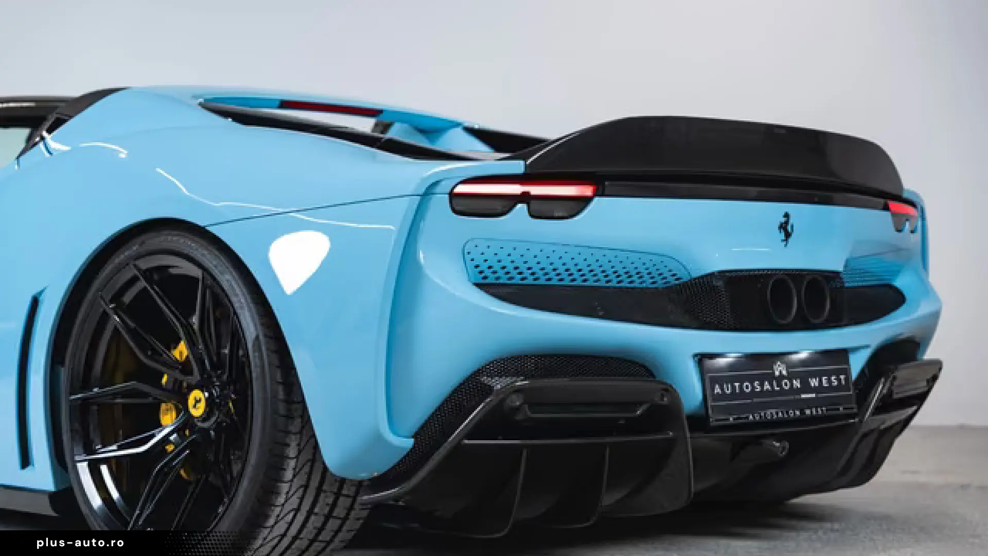 FERRARI 296 GTS 2026 — imagine 11
