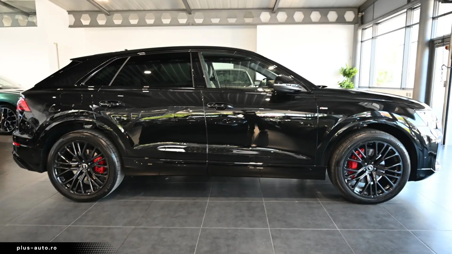 Audi Q8 50 TDI S-Line 5 ani garantie