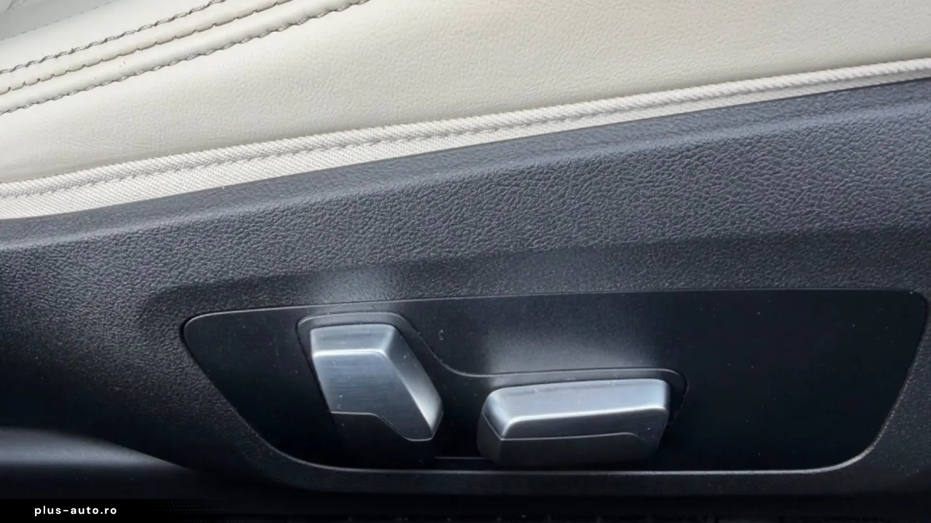 BMW M440i xDrive Cabrio LASER • HUD • HARMAN KARDON