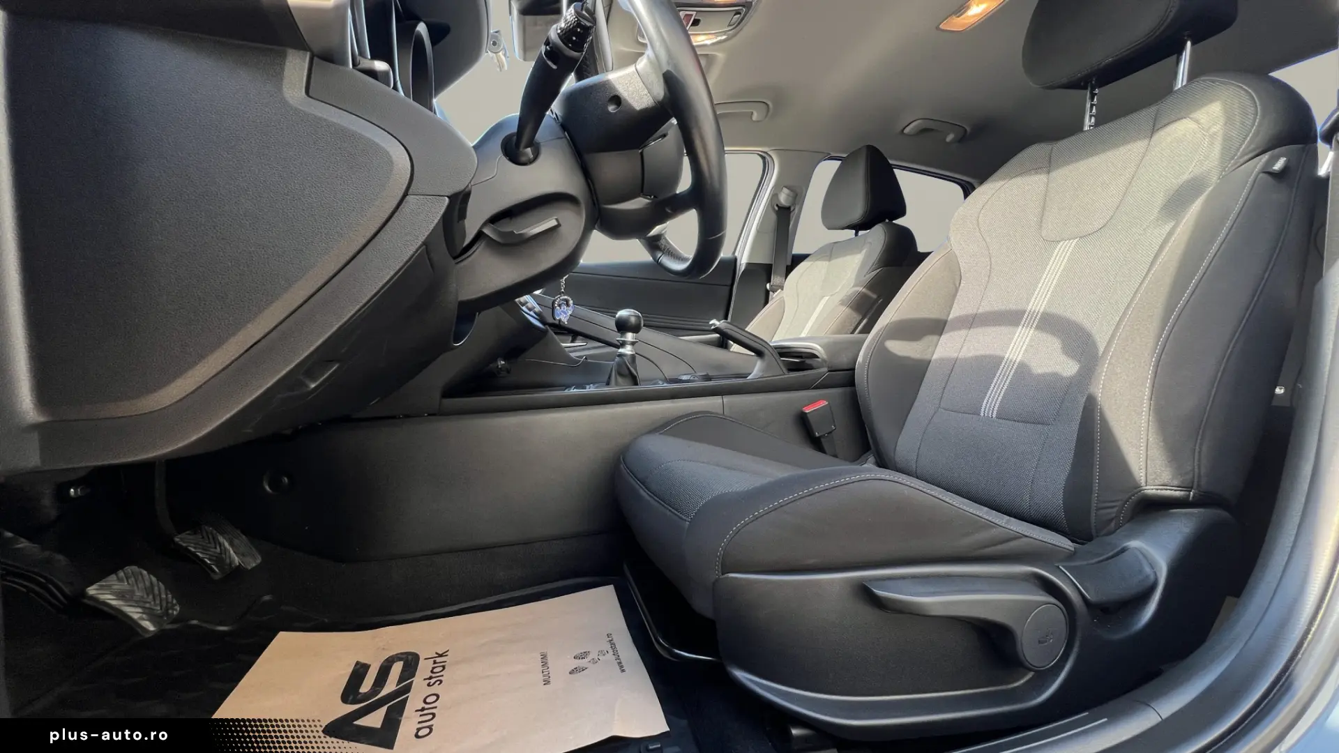 Hyundai Elantra 1.6 l 123 CP 6MT Comfort