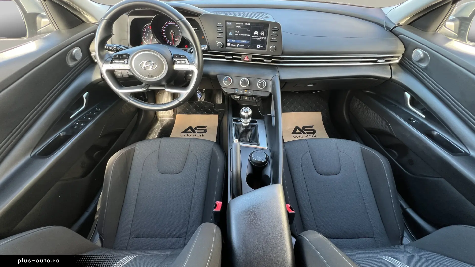 Hyundai Elantra 1.6 l 123 CP 6MT Comfort